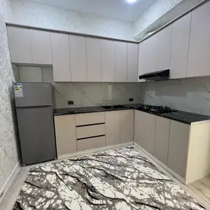 2-комн. квартира, 6 этаж, 70м², 19мкр