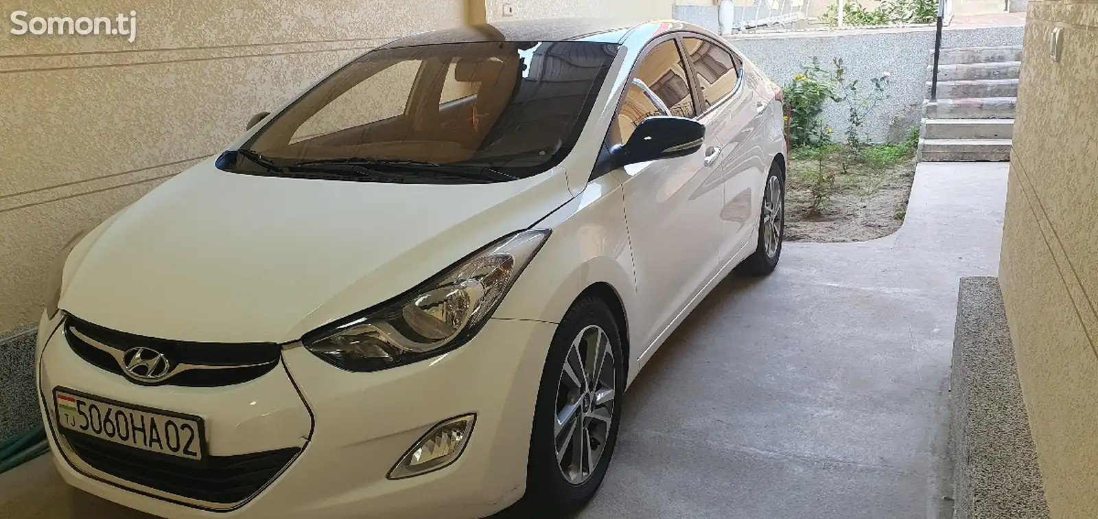 Hyundai Avante, 2012-1