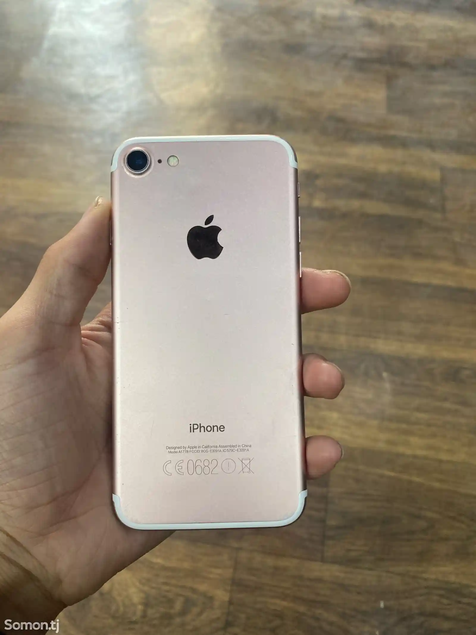 Apple iPhone 7, 32 gb-5