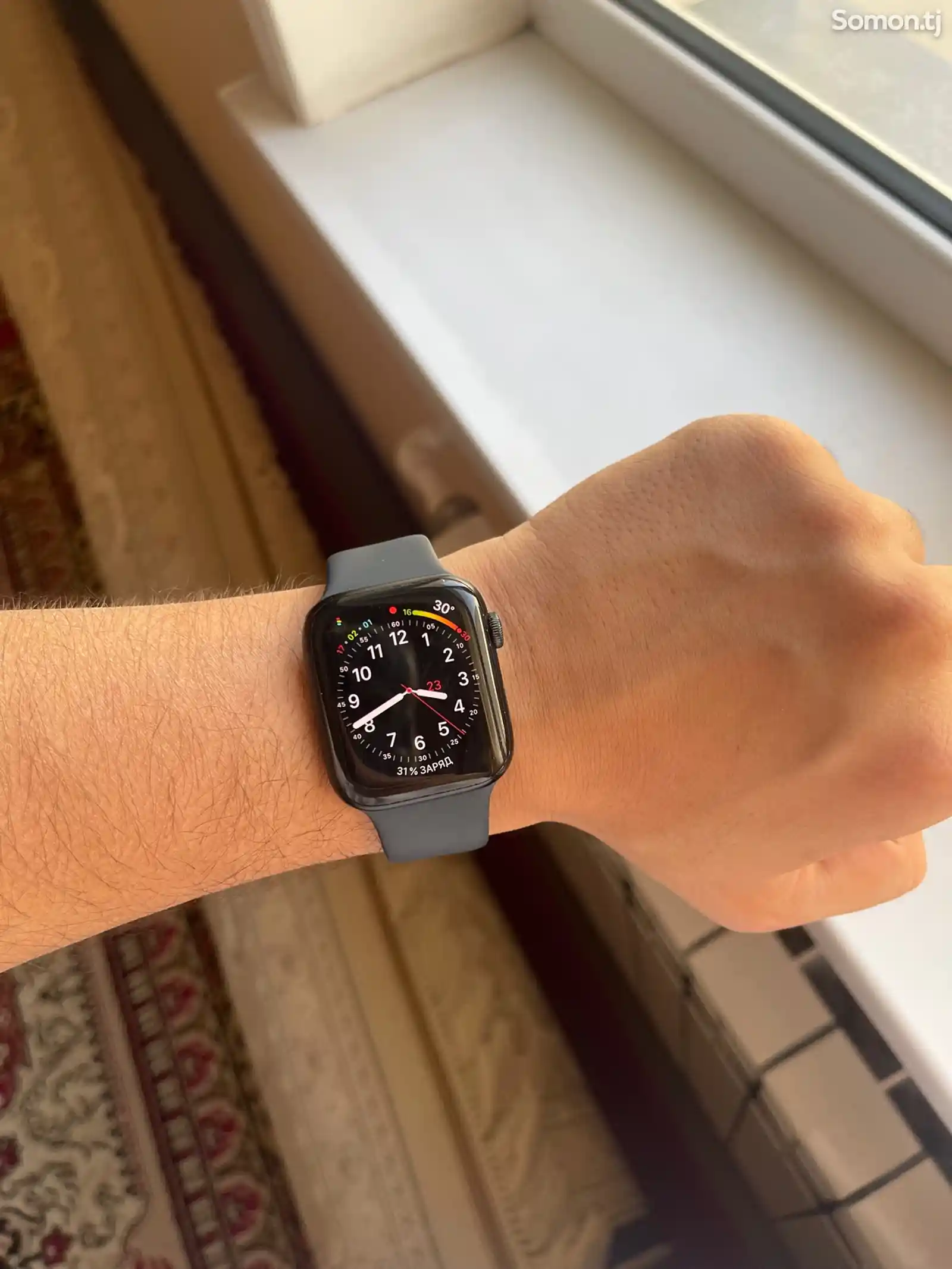 Смарт часы Apple watch SE 44mm-1