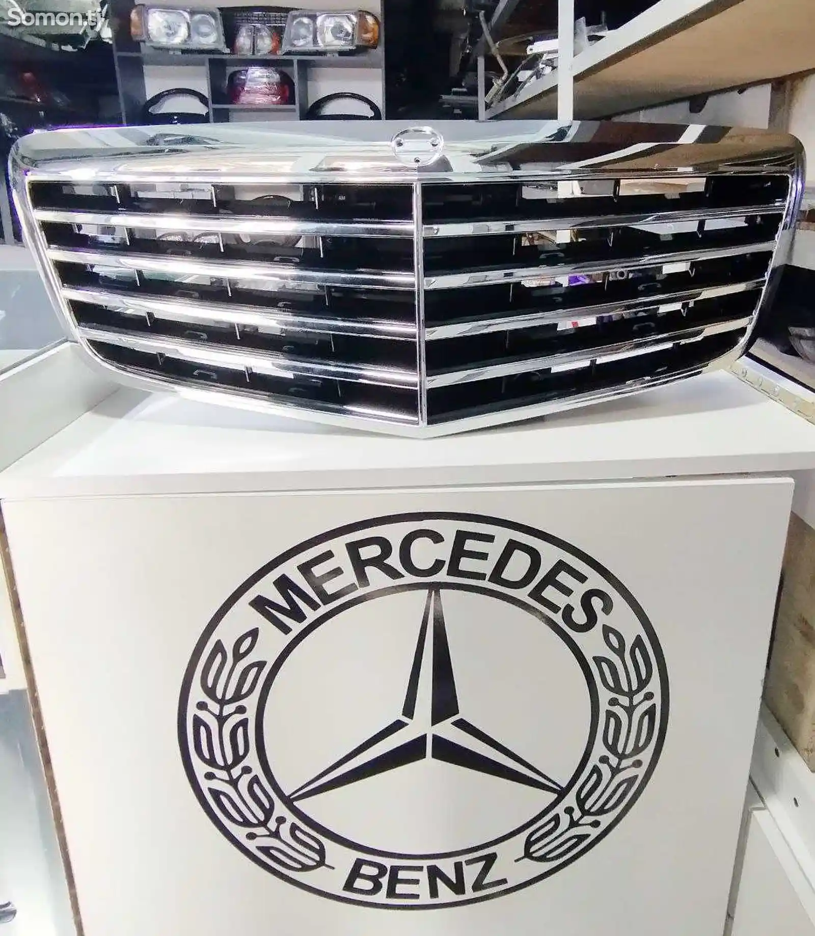 Решетка радиатора от Mercedes Benz