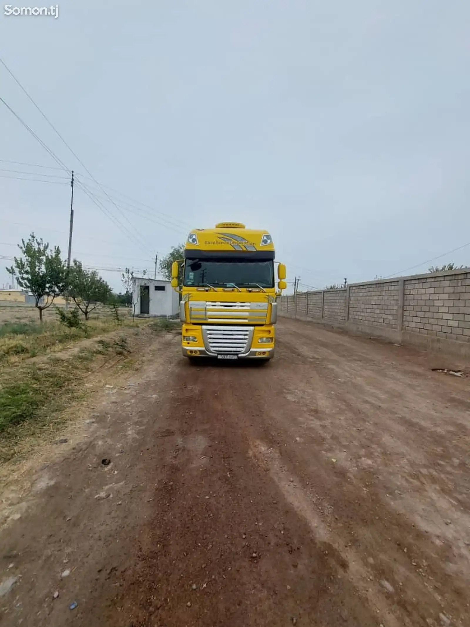 Грузовик DAF XF105 460-2