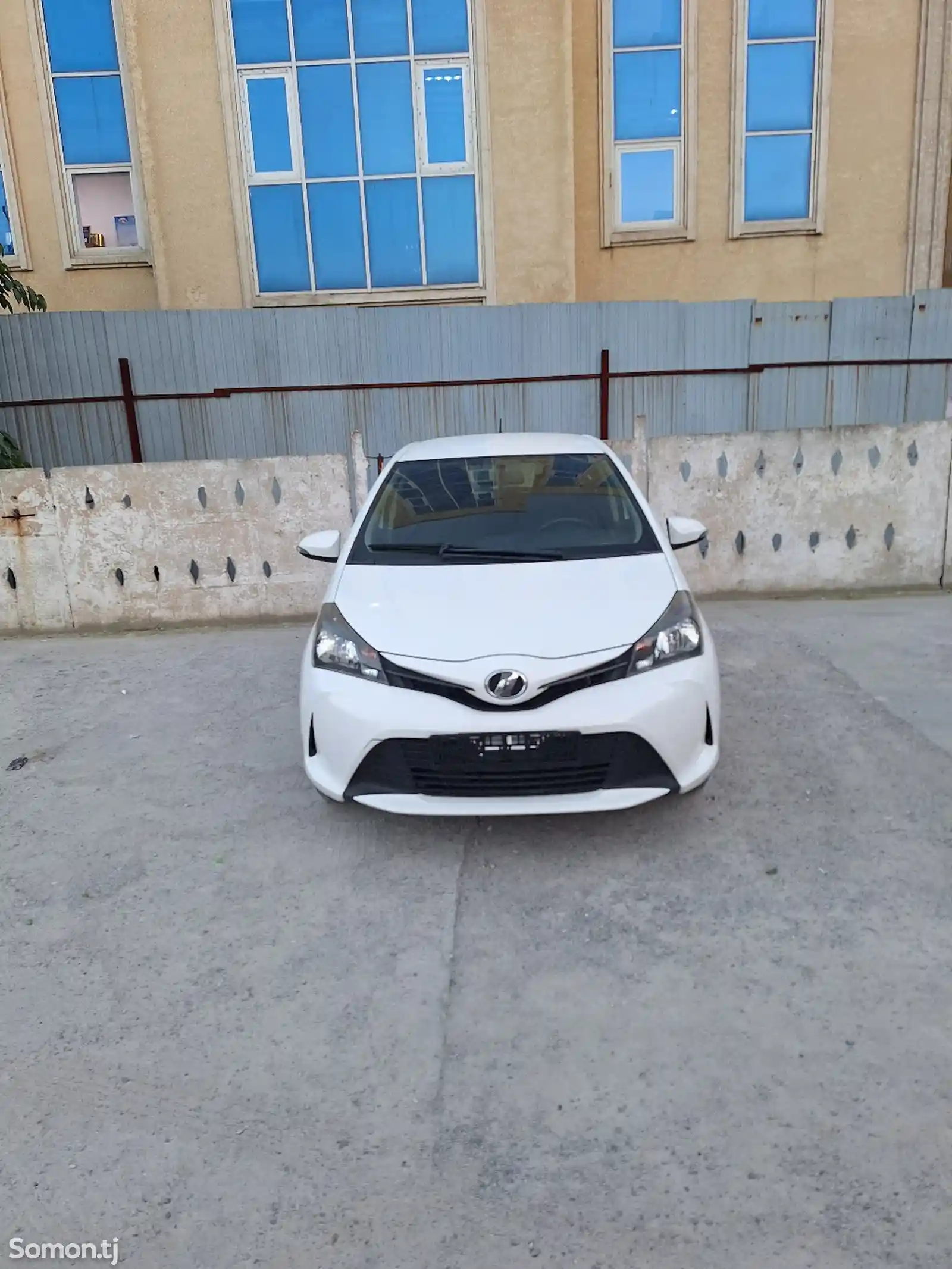 Toyota Vitz, 2015-1