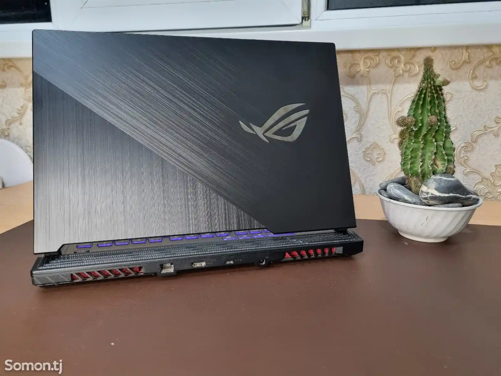 Ноутбук Аsus ROG i5-10300h gtx-1650ti ozu-16gb ssd-512gb 144hz-4