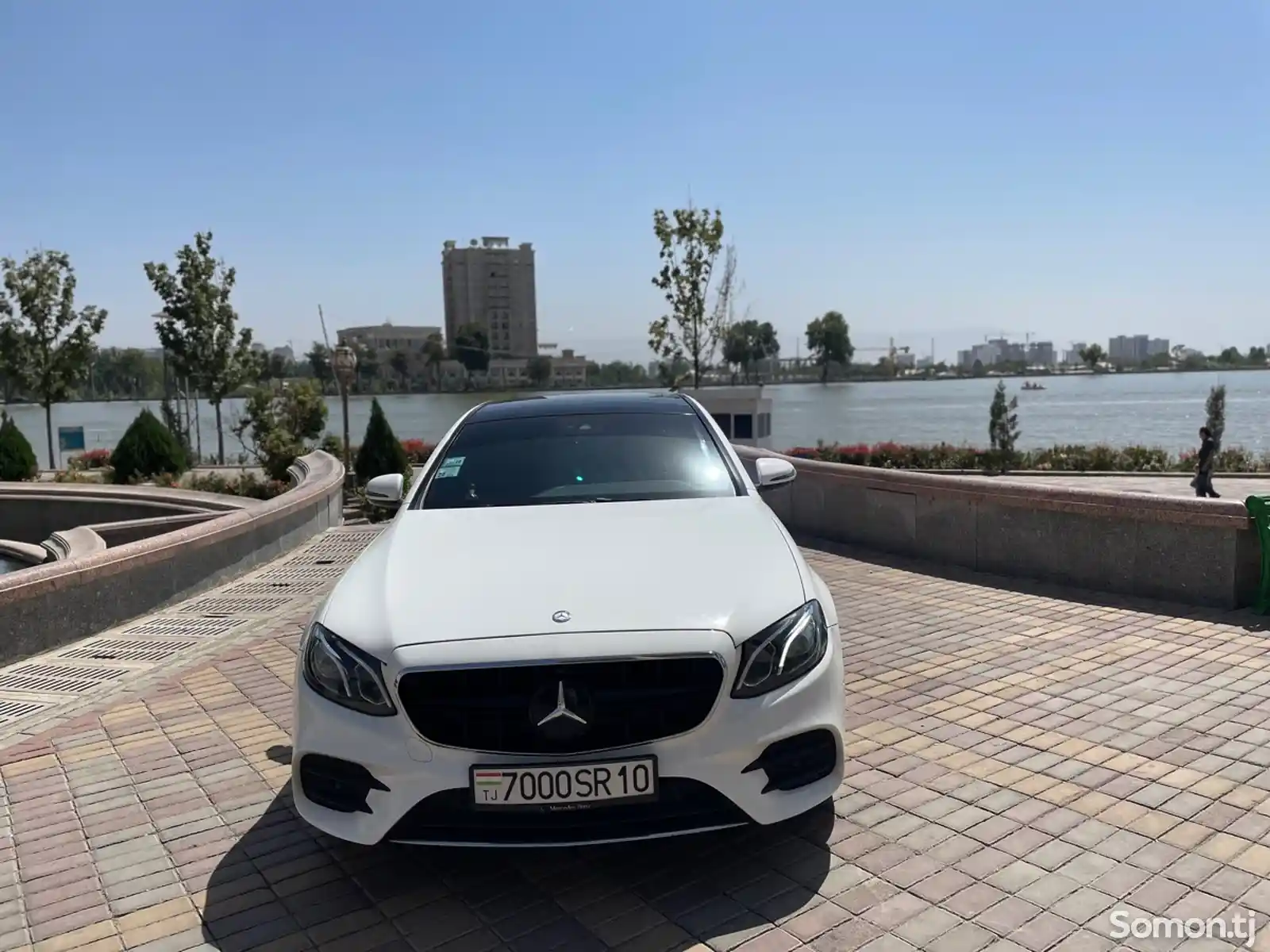 Mercedes-Benz E class, 2018-1