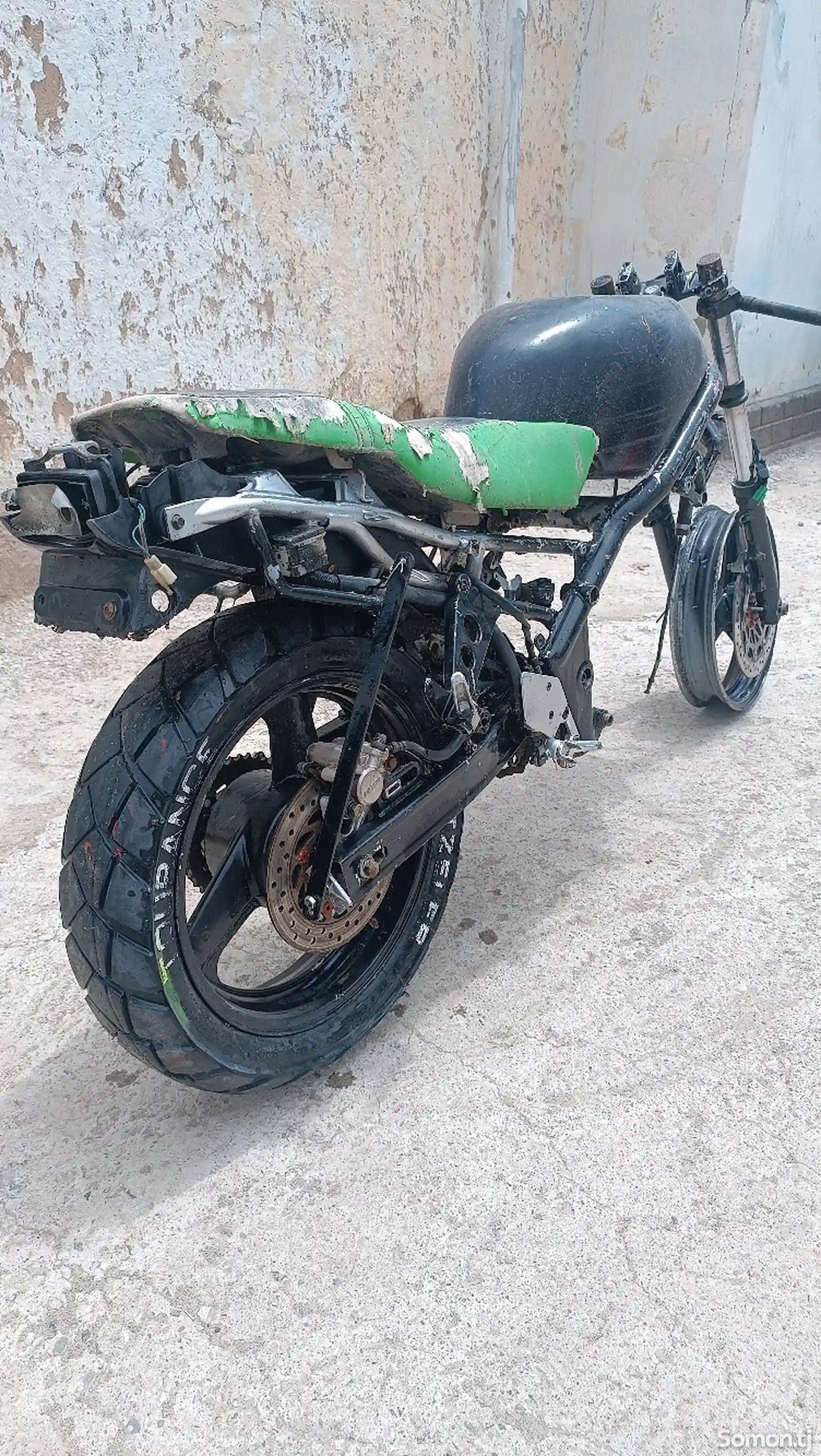 Мотоцикл honda cb1, на запчасти-4