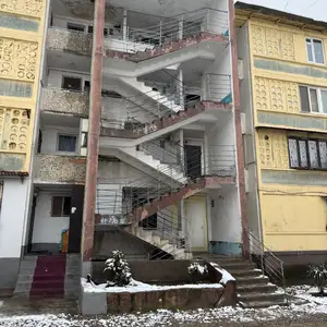 1-комн. квартира, 3 этаж, 27 м², Фирдавси 65 мкр (Зебошка)