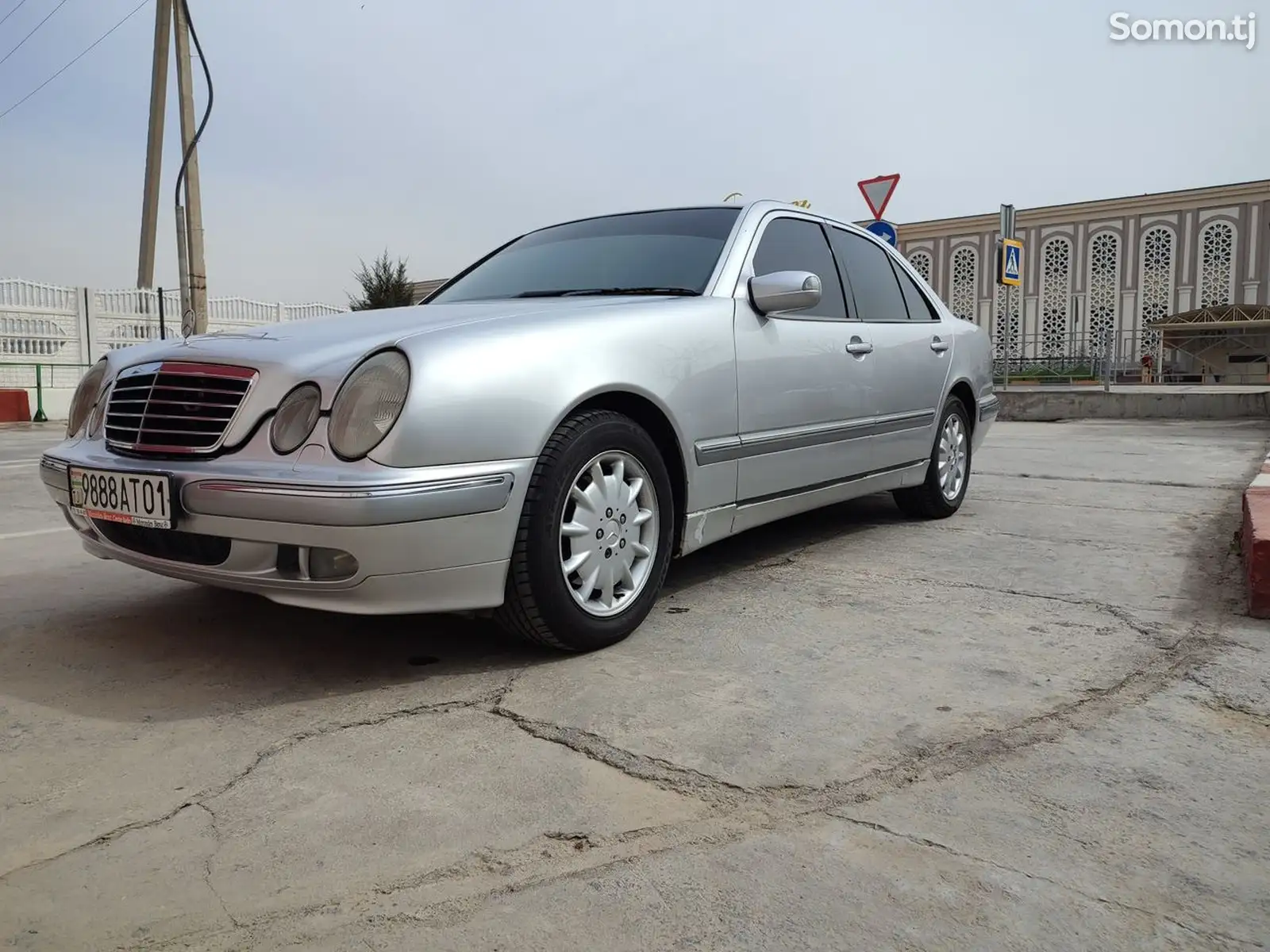 Mercedes-Benz E class, 2002-1