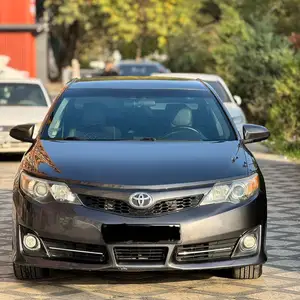 Toyota Camry, 2013