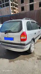 Opel Zafira, 2000-2