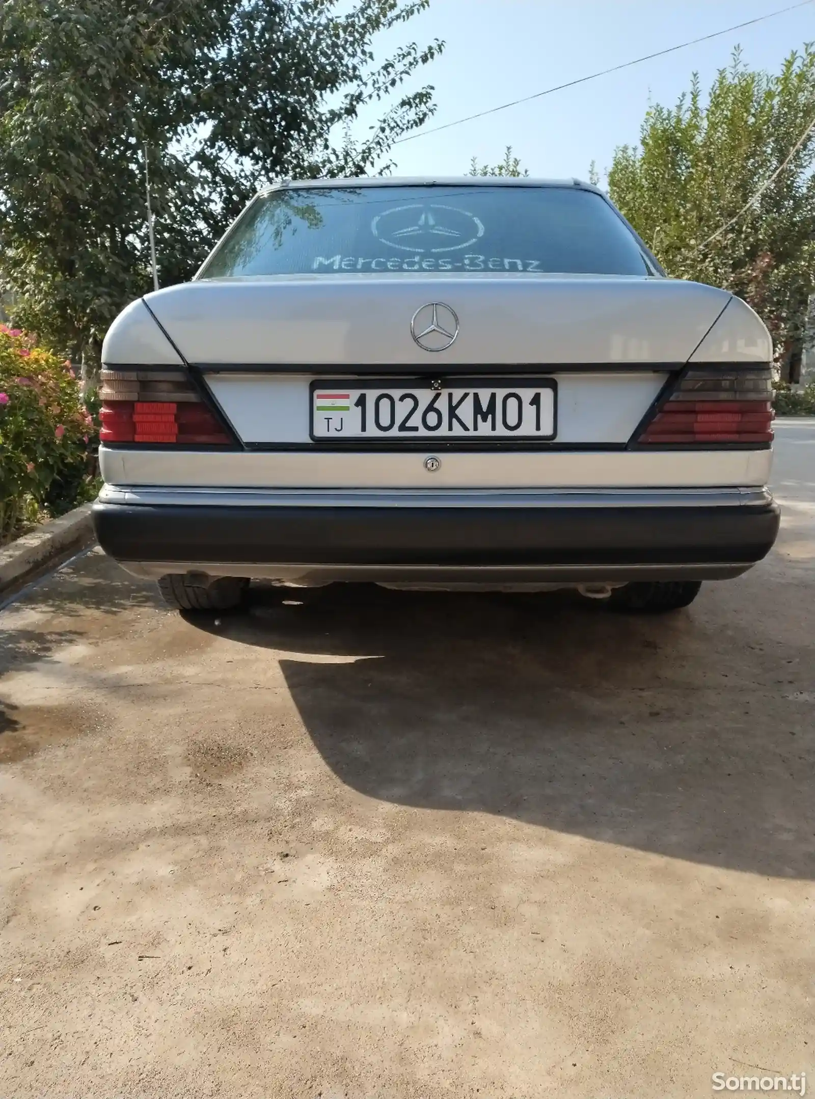 Mercedes-Benz E class, 1992-5