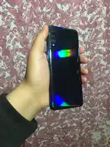 Samsung Galaxy A70-3