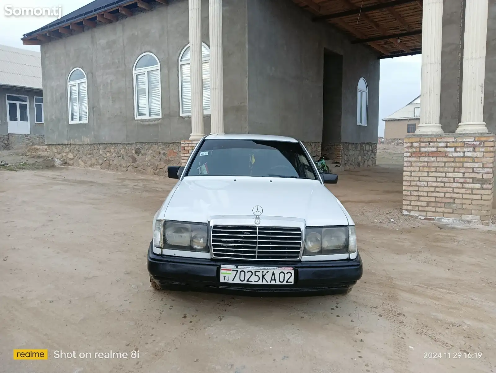 Mercedes-Benz W124, 1987-1