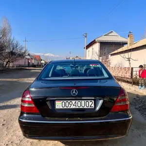 Mercedes-Benz E class, 2004