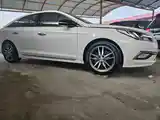 Hyundai Sonata, 2015-8