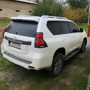 Toyota Land Cruiser Prado, 2013