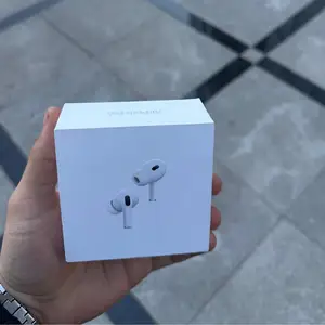 Наушники AirPods Pro 2