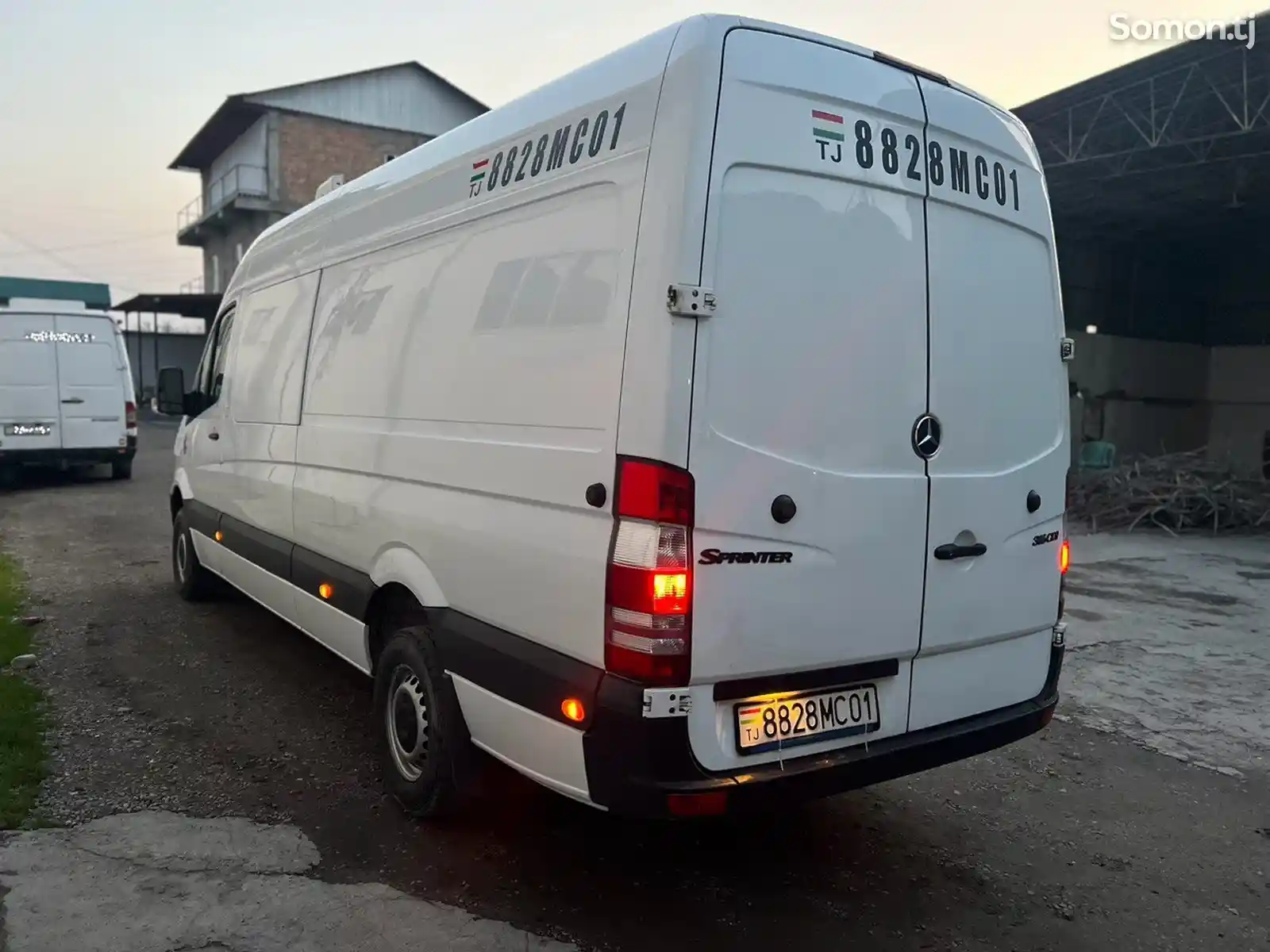 Фургон Mercedes-Benz Sprinter, 2010-4