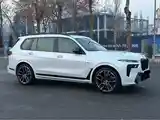 BMW X7, 2023-2