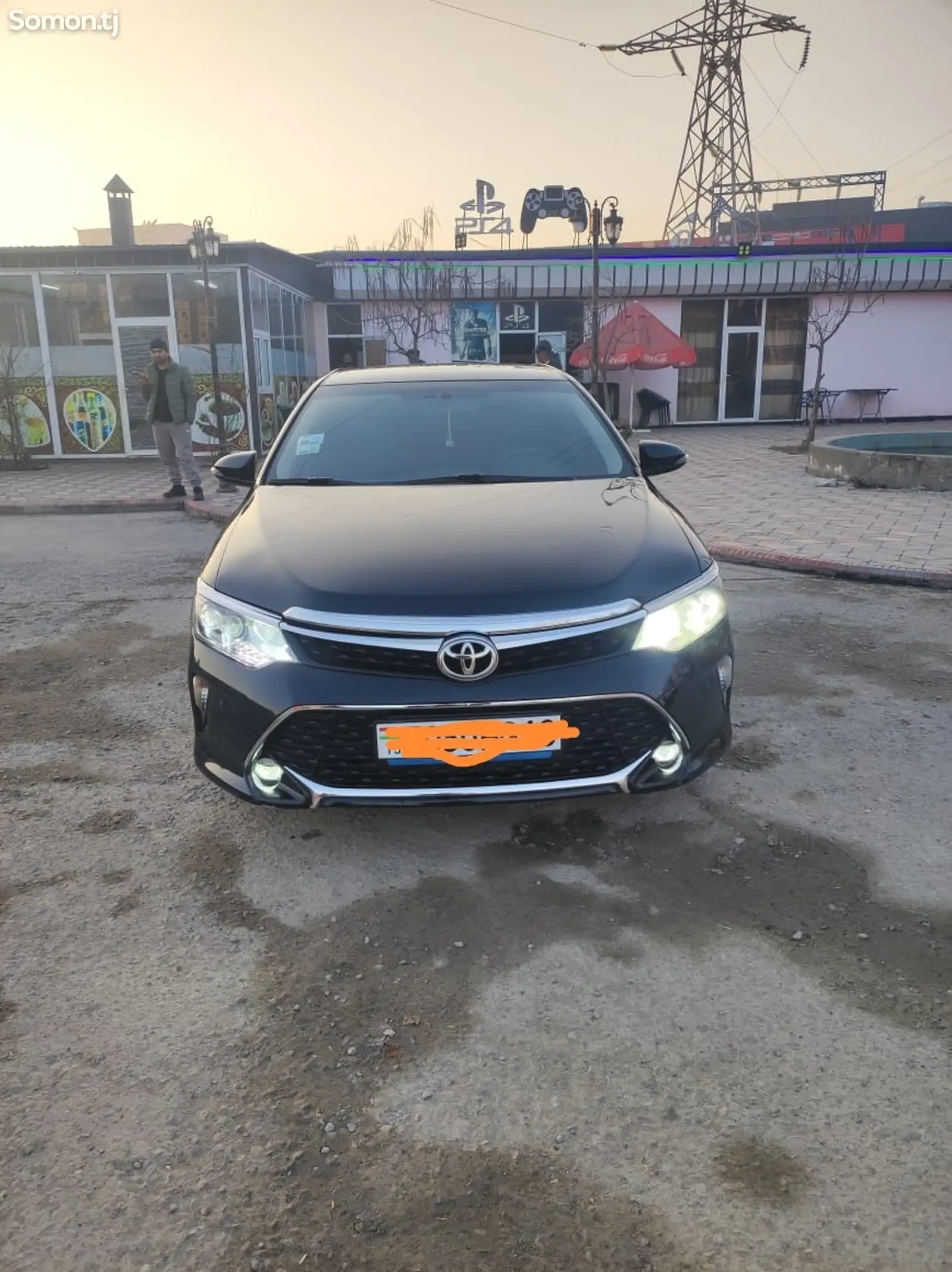 Toyota Camry, 2016-1