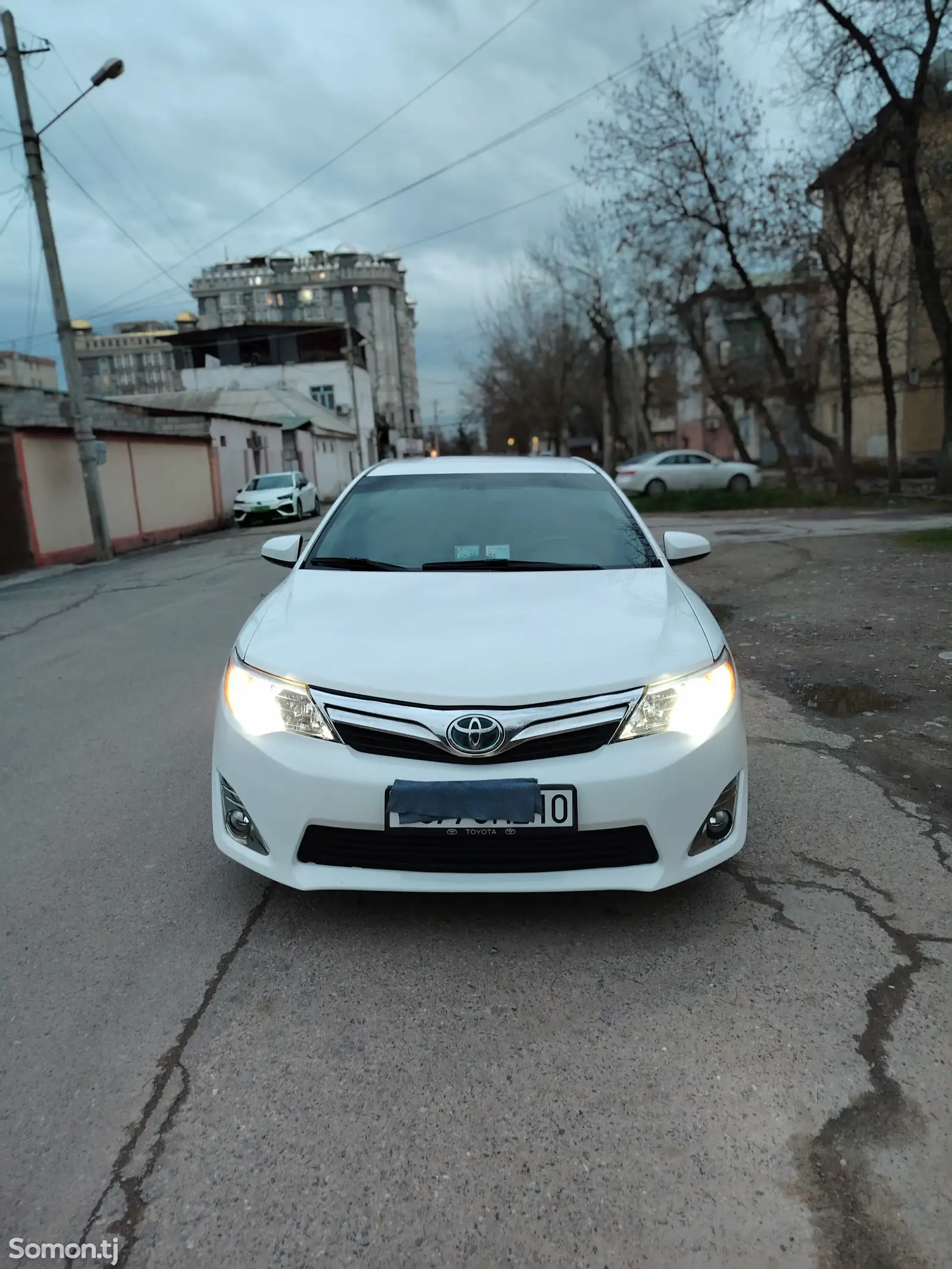 Toyota Camry, 2012-1