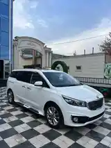 Kia Carnival, 2015-2