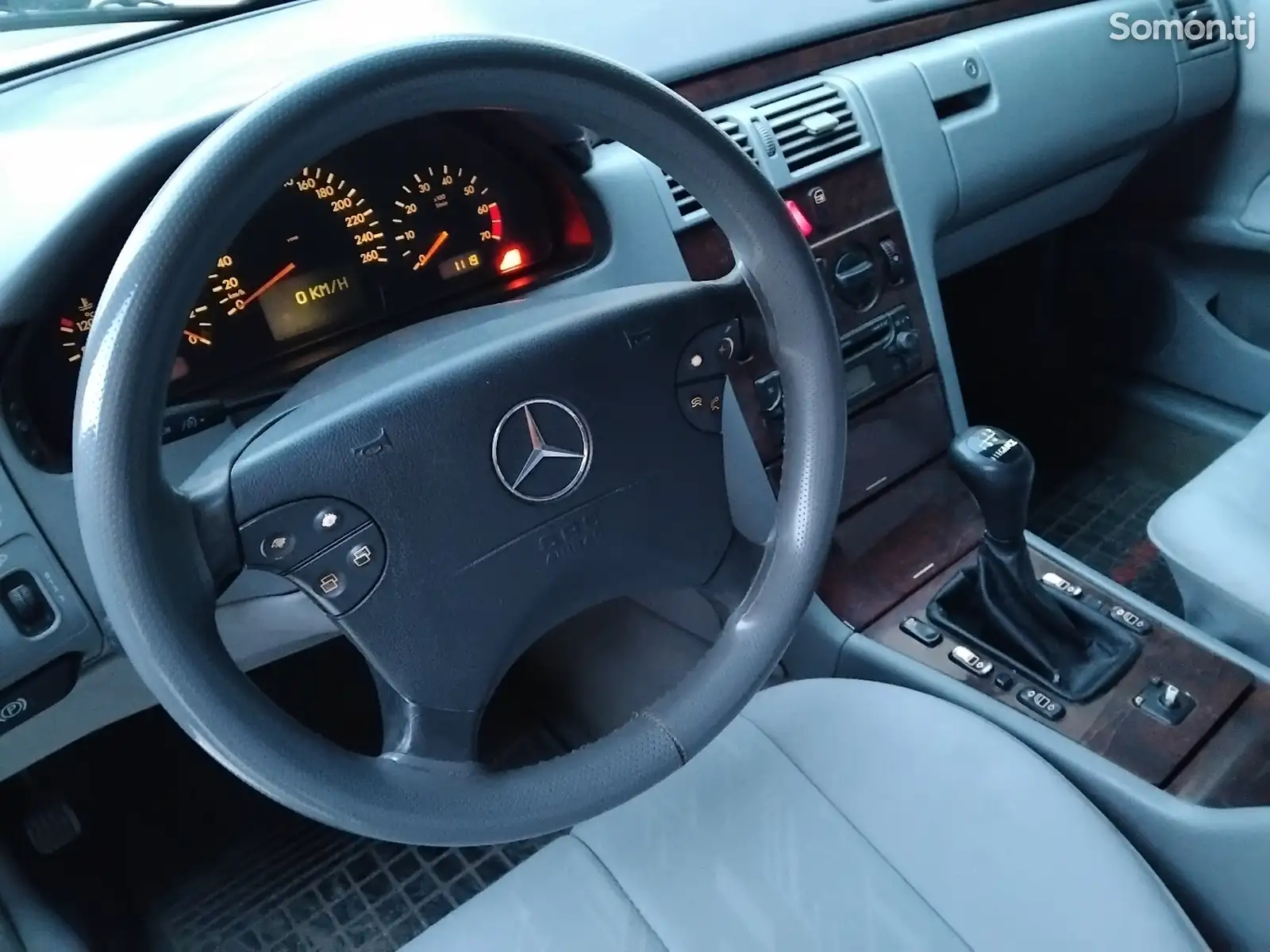 Mercedes-Benz E class, 2000-6