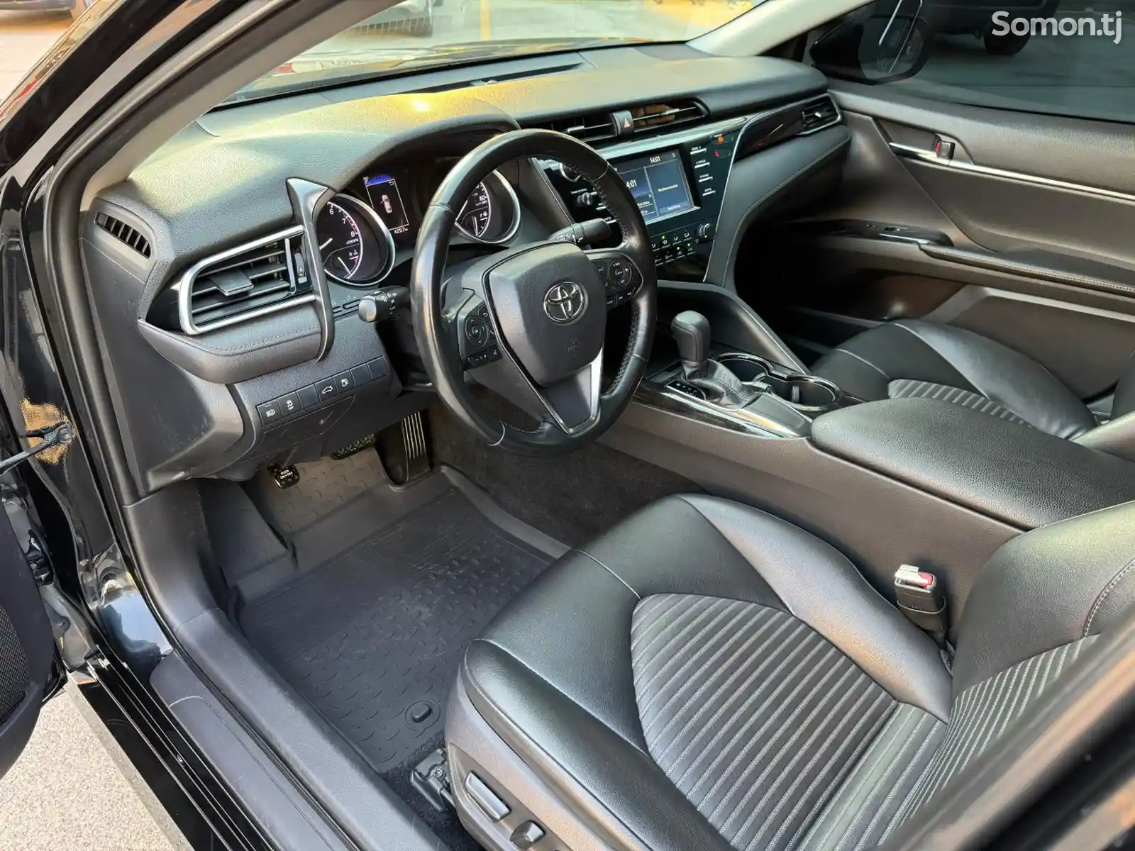 Toyota Camry, 2018-11