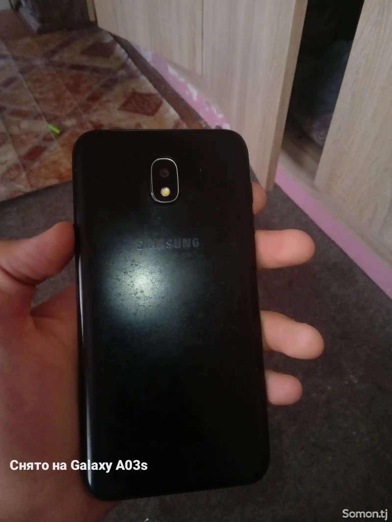 Samsung Galaxy J4-3