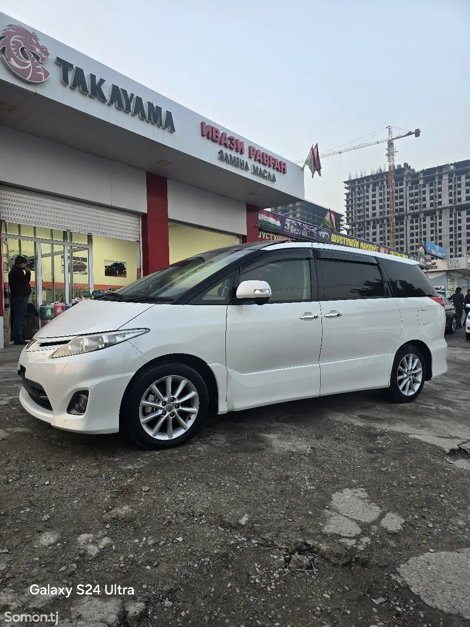 Toyota Estima, 2012-1