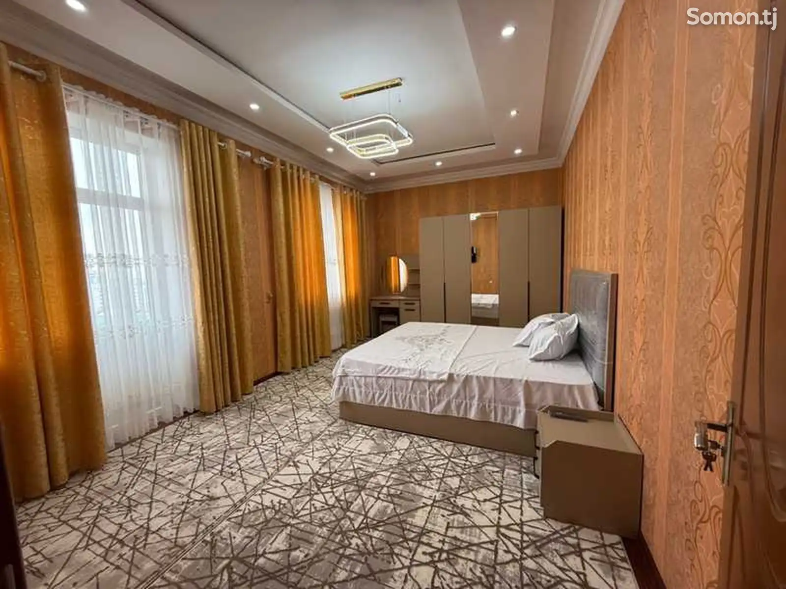 3-комн. квартира, 10 этаж, 120м², И Сомони-1