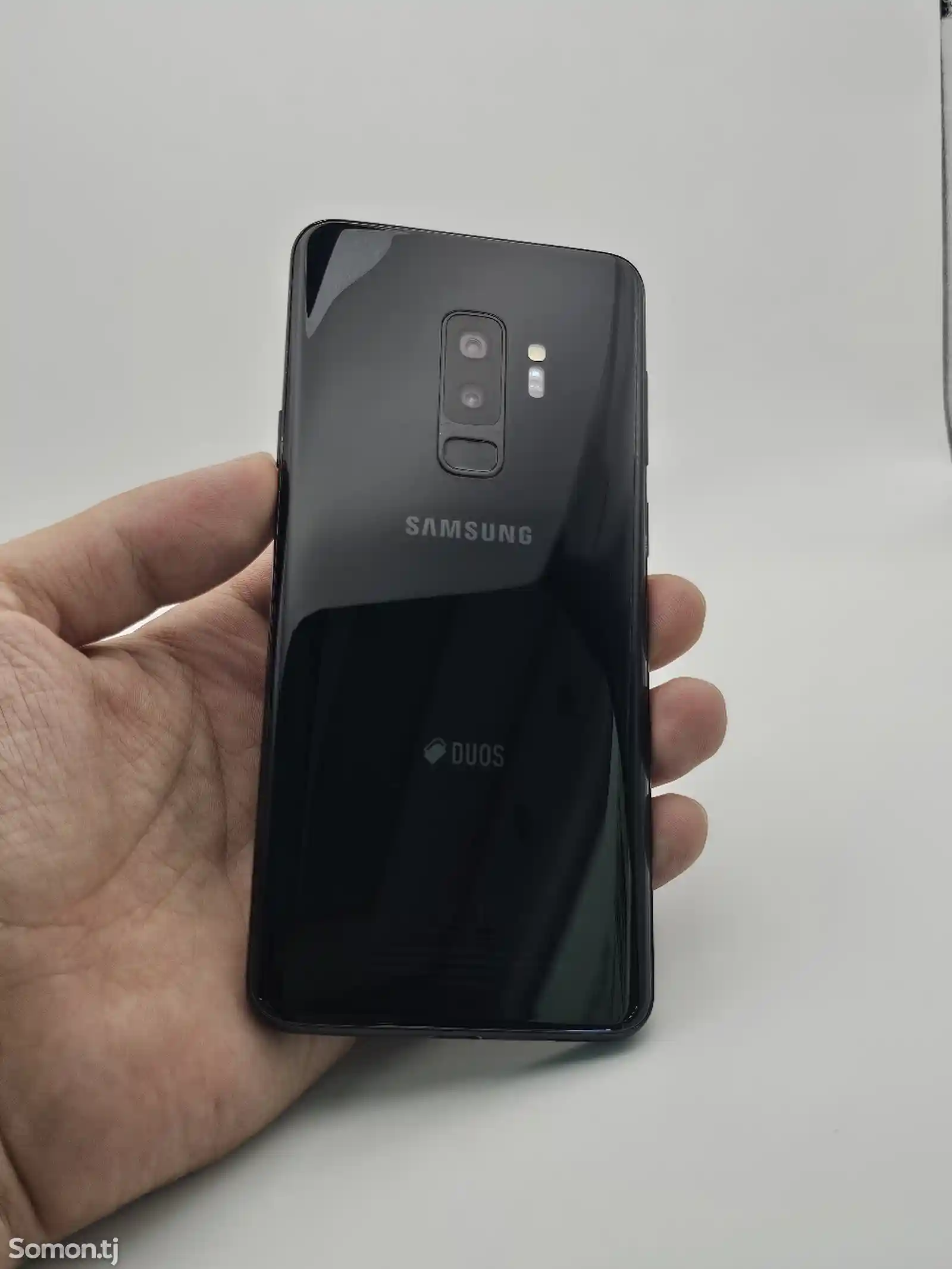 Samsung Galaxy S9 plus-1