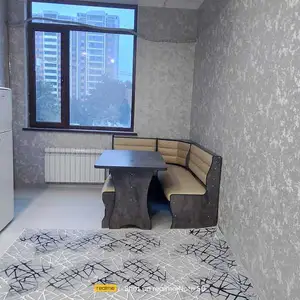 2-комн. квартира, 5 этаж, 85м², Назди театри лухтак