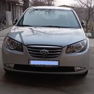 Hyundai Avante, 2010