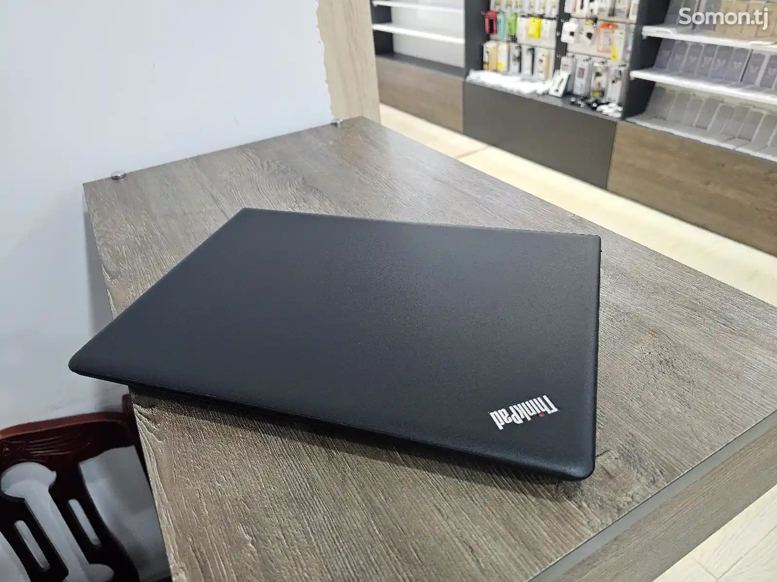 Ноутбук Lenovo 14 Core i3-6006U / 8GB / SSD 256GB-8
