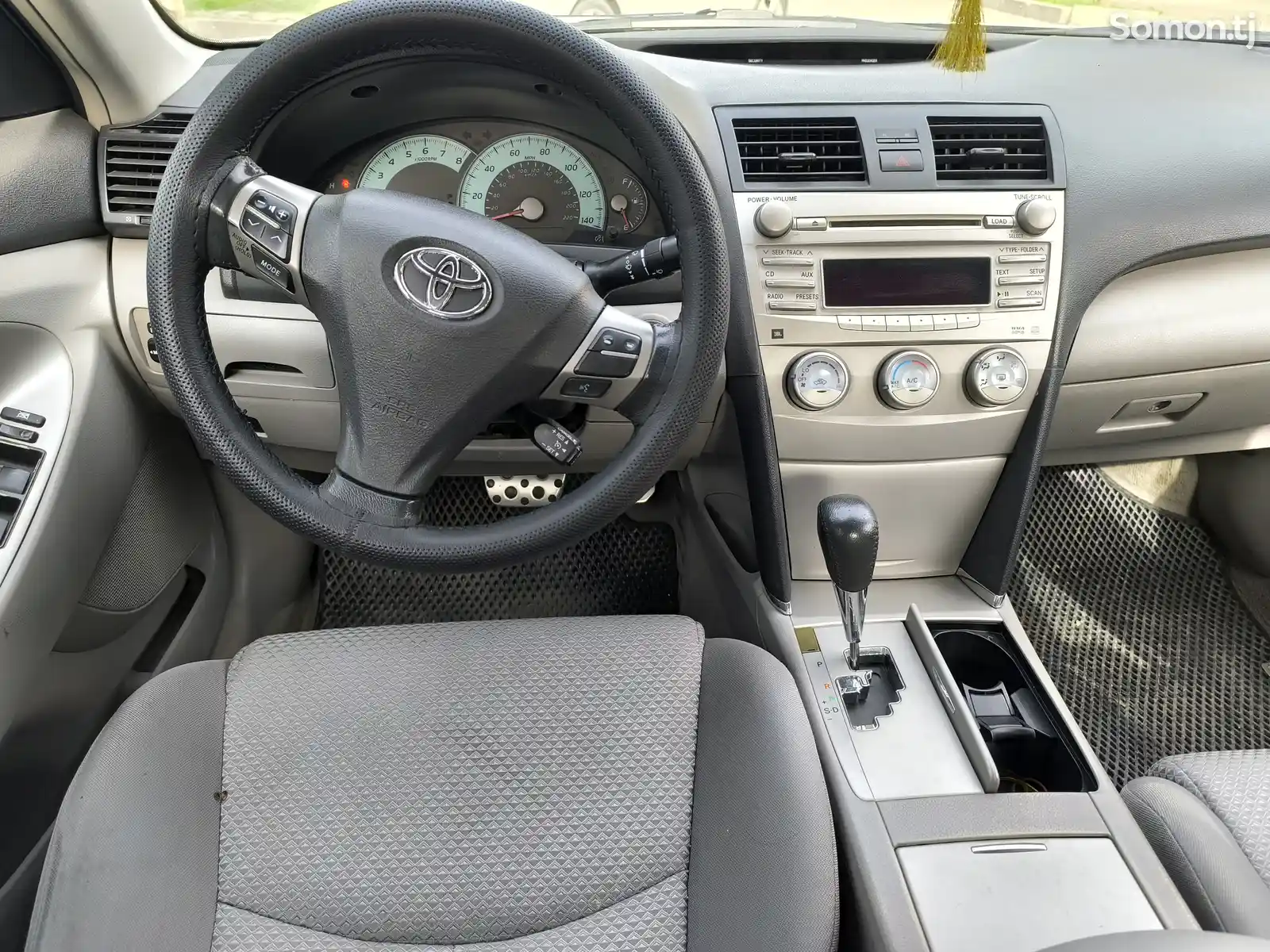 Toyota Camry, 2011-7