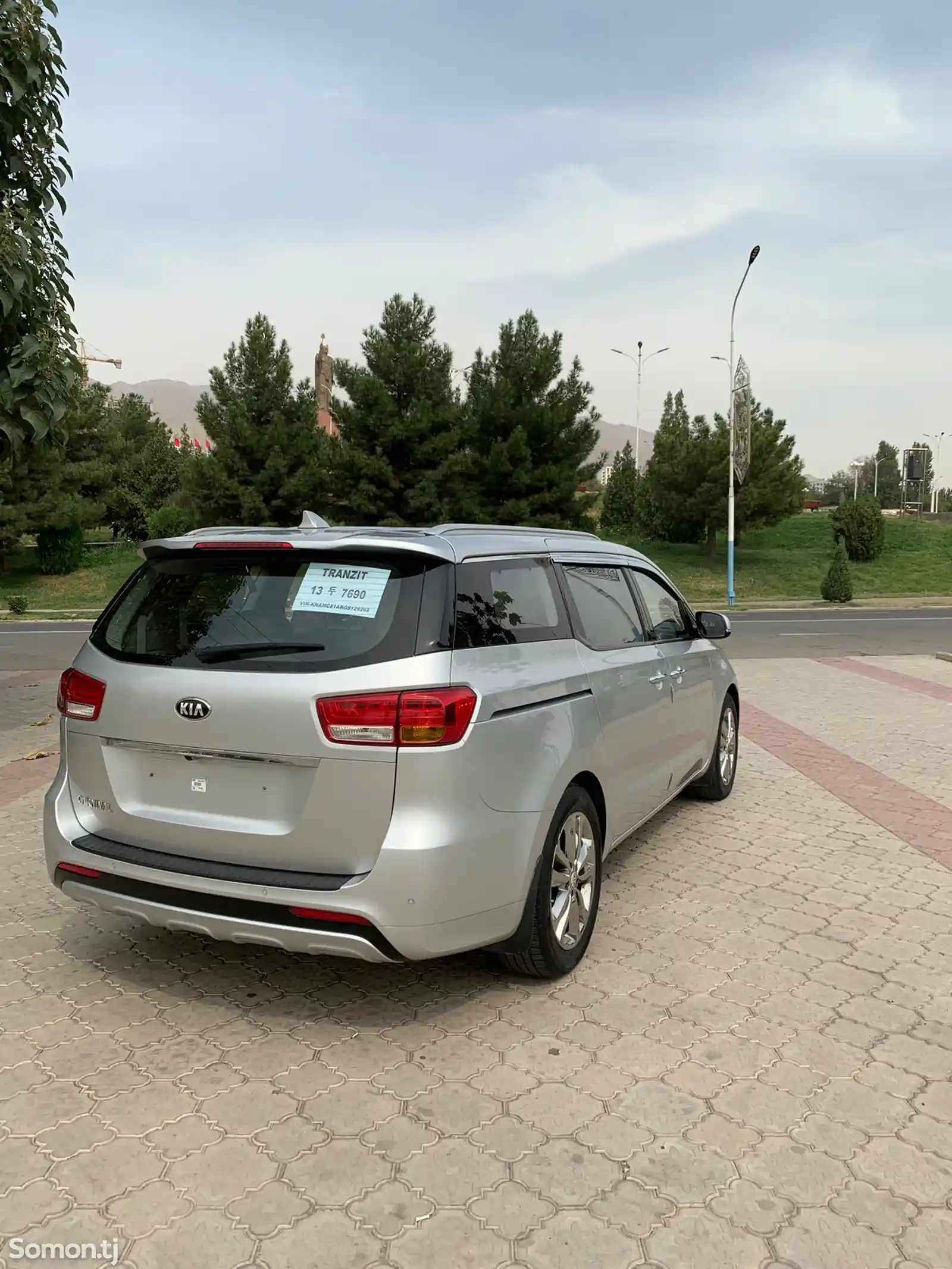 Kia Carnival, 2015-4