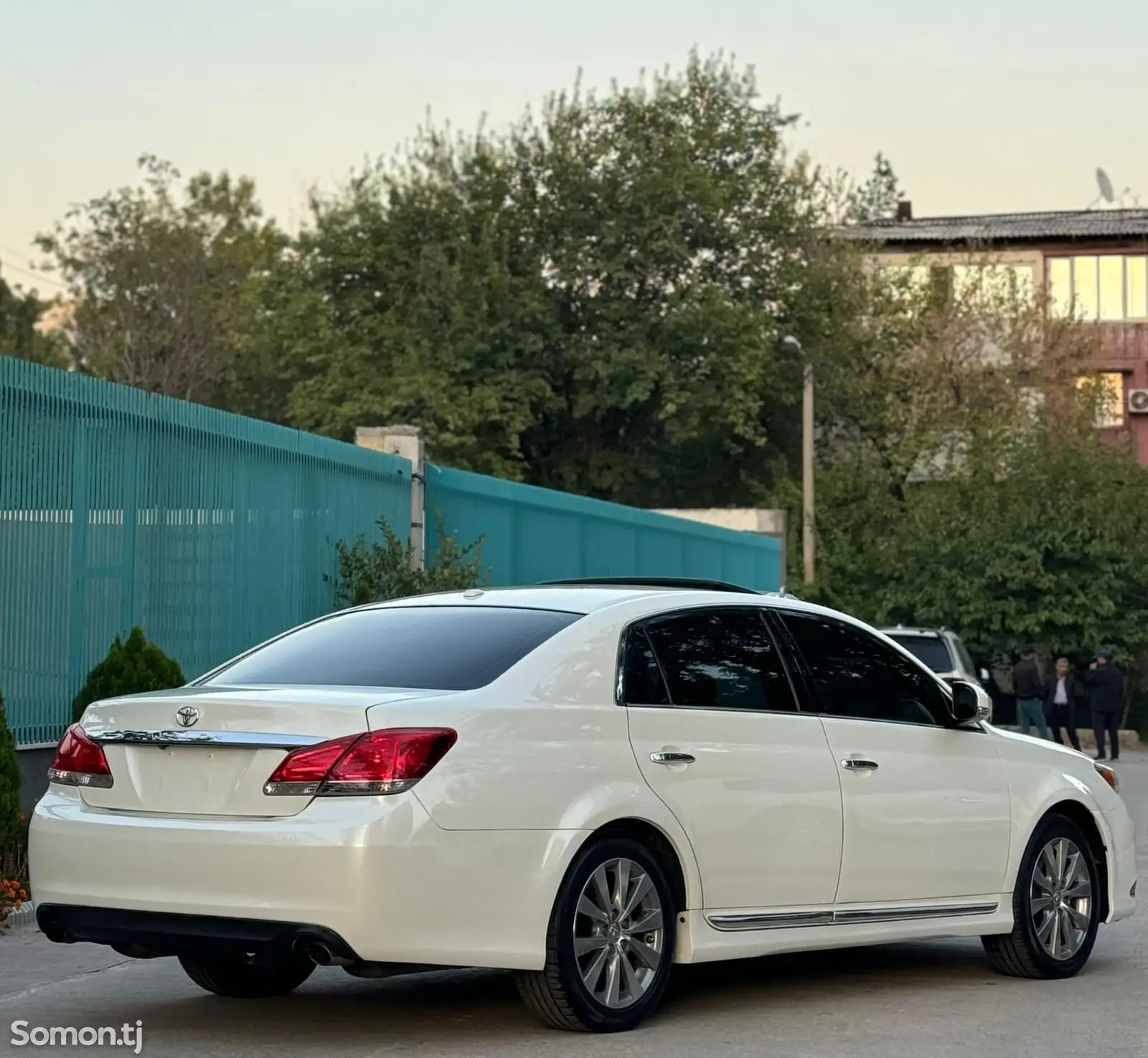 Toyota Avalon, 2011-6