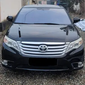 Toyota Avalon, 2011