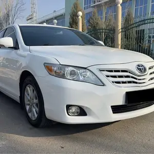 Toyota Camry, 2010