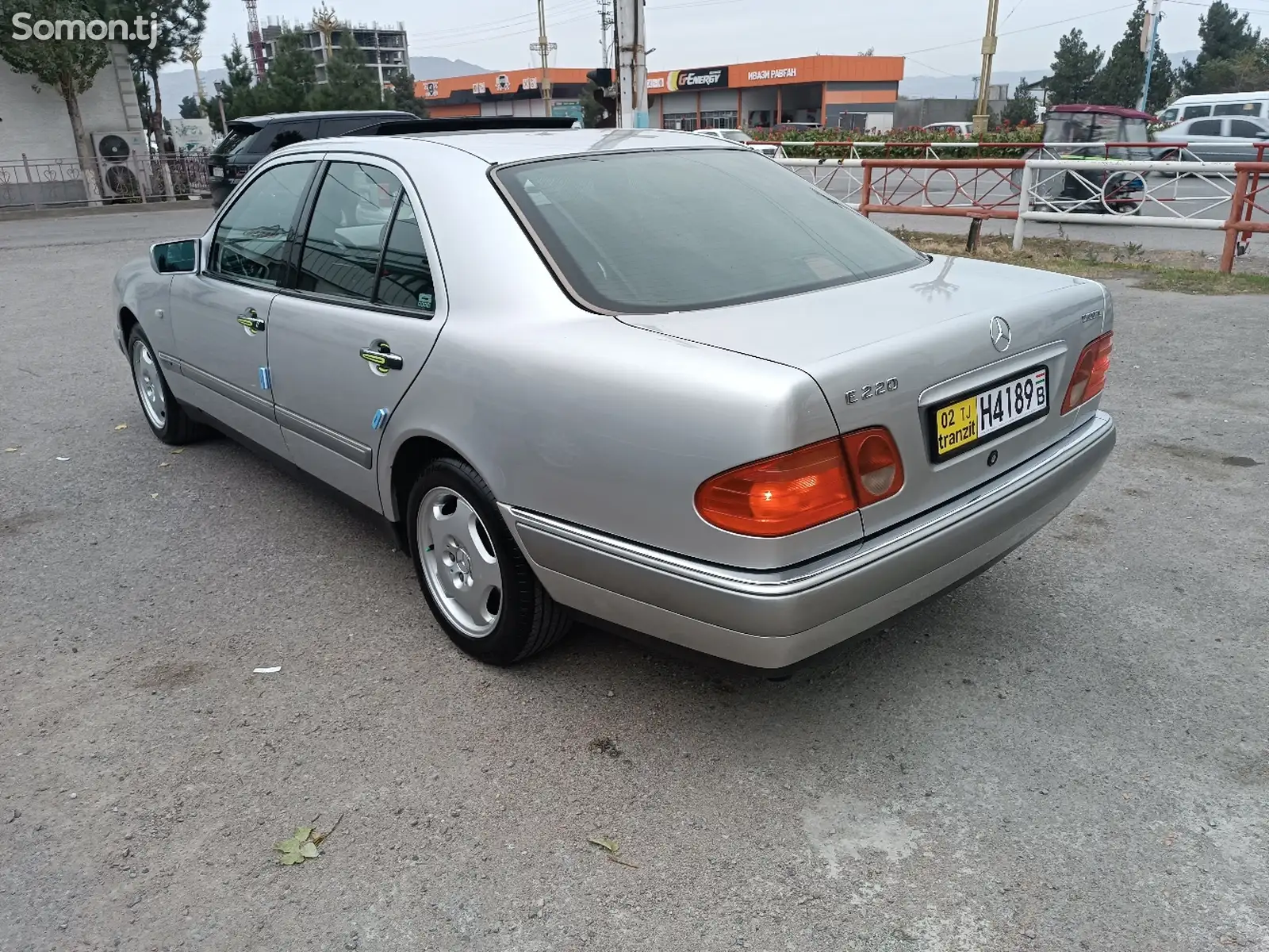 Mercedes-Benz E class, 1998-4