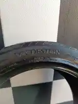 Покрышка Vredestein 235/45 R17-2