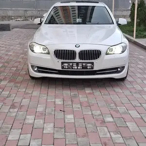 BMW 5 series, 2011