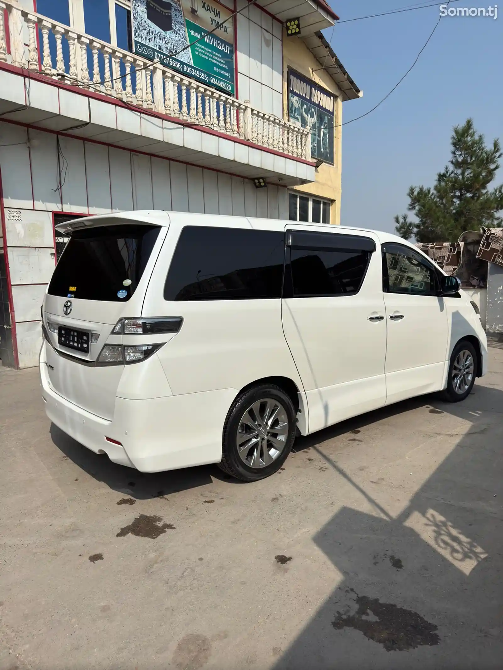 Toyota Vellfire, 2014-4