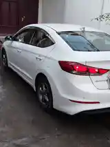 Hyundai Elantra, 2016-2