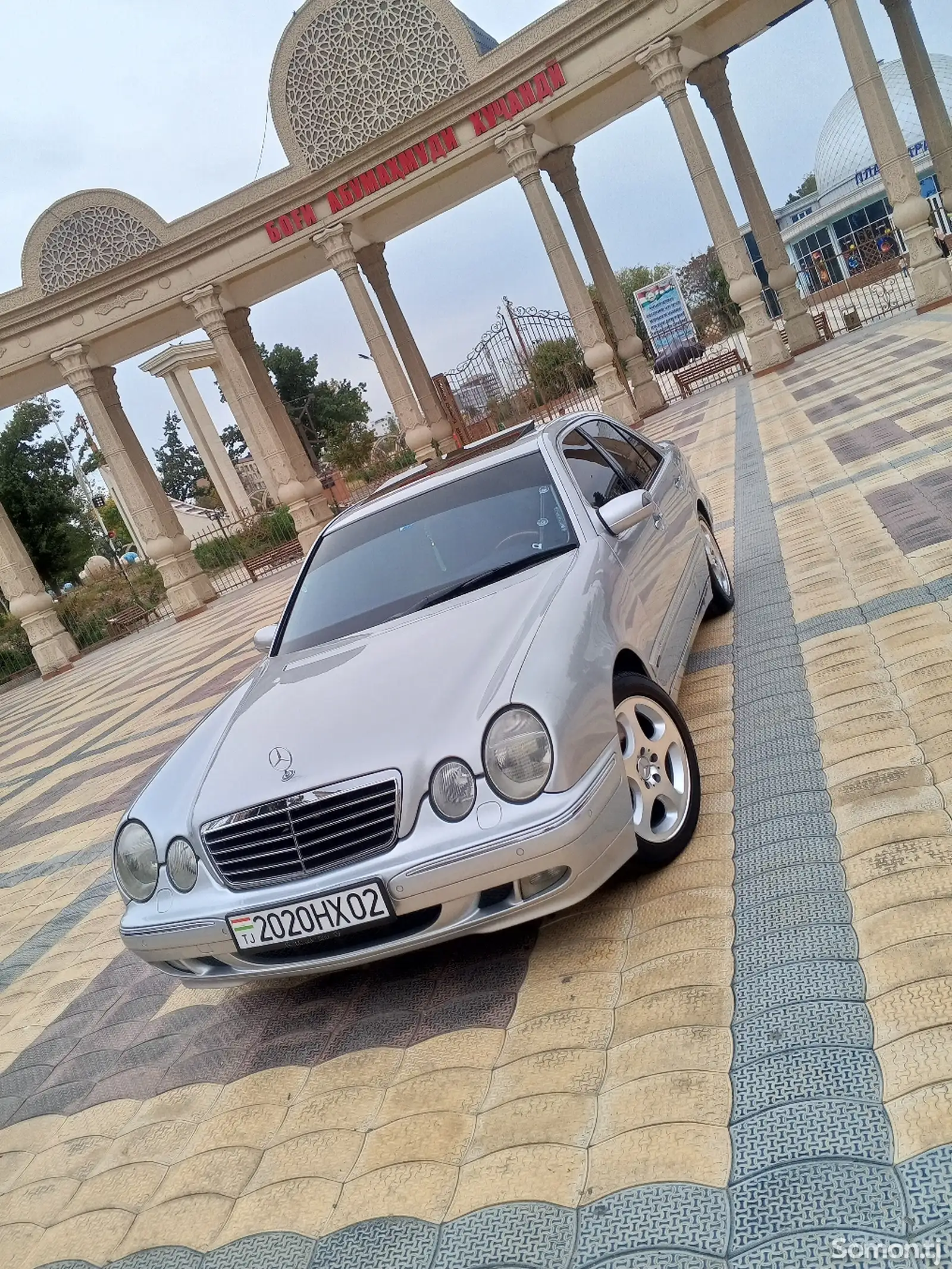 Mercedes-Benz E class, 2002-6