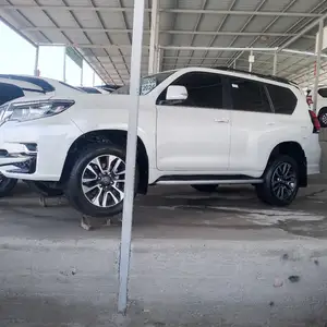 Toyota Land Cruiser Prado, 2024