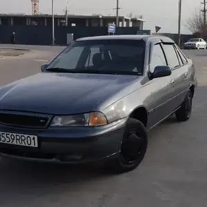 Daewoo Nexia, 1995