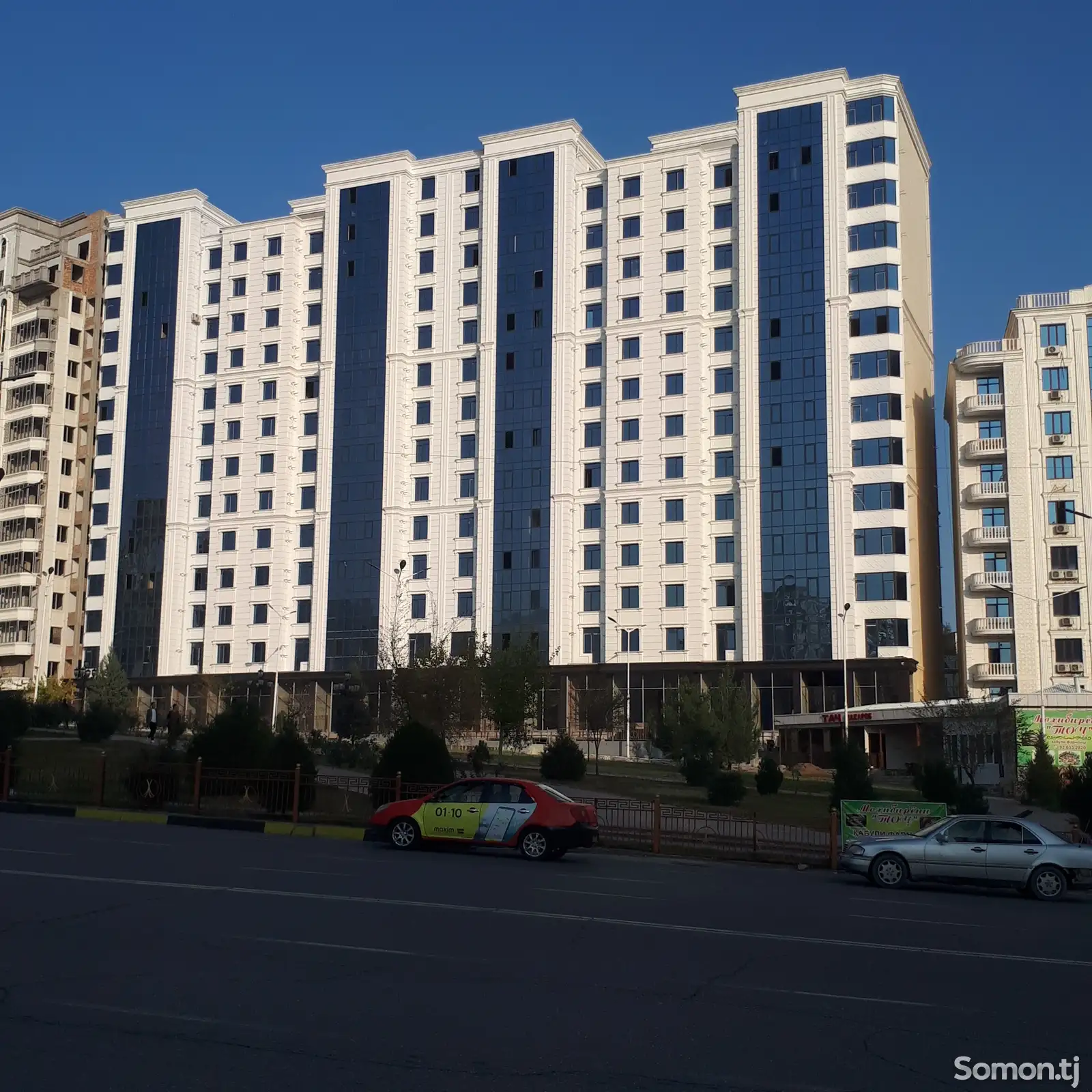 3-комн. квартира, 8 этаж, 93 м², 20мкр-1