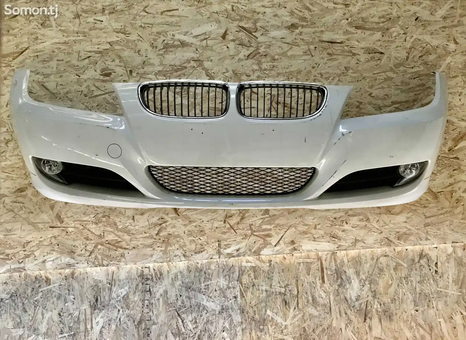 Передний бампер BMW 3 серия Е90 2008-2013г-1